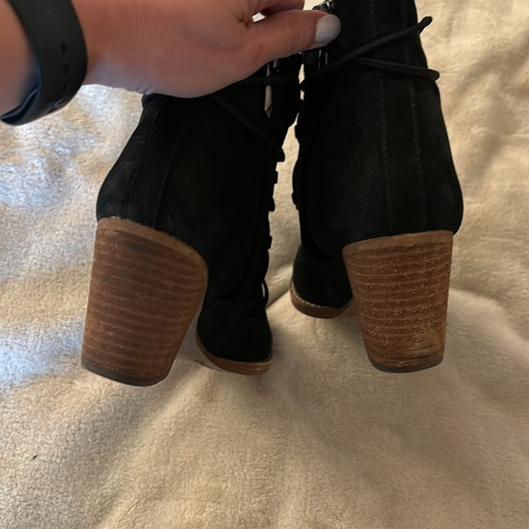 Sam Edelman suede ankle boots with Cuban heel 6.5 - Picture 3 of 5